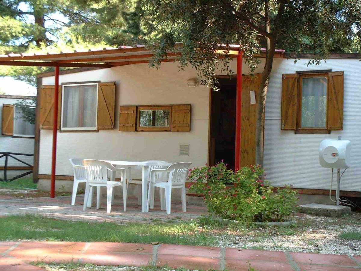 Camping Village Vieste Marina Bagian luar foto